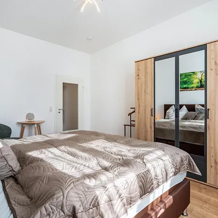 Villa Rathmannsdorf Apartment *