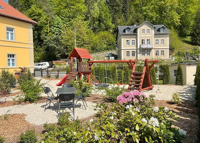 Villa Rathmannsdorf شقة